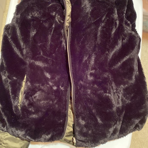 Coat - Picture 3 of 6